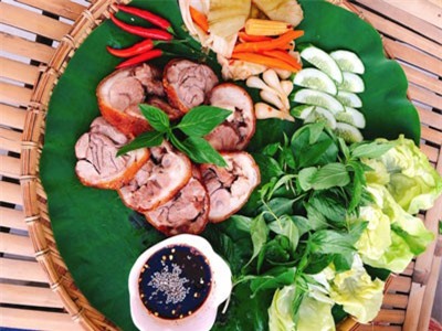 Chân giò chiên giòn cho ngày đầu năm