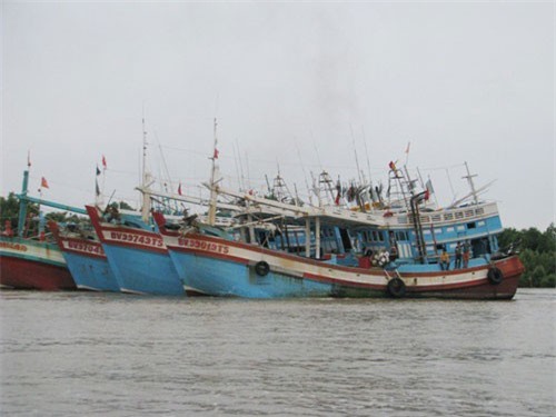 Các tỉnh miền Tây cấm tàu thuyền ra khơi để tránh cơn bão số 1