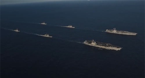 Tướng Trung Quốc cảnh báo đánh chìm tàu sân bay Mỹ