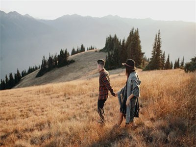 CLIP: Những cách để cánh mày râu chinh phục trái tim phụ nữ