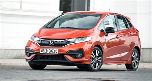 5 mẫu xe có giá bán thấp hơn so với giá niêm yết tại đại lý, đáng mua chơi tết