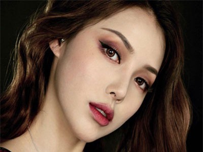 CLIP: Mách các nàng 5 kiểu trang điểm đơn giản cho mọi khuôn mặt