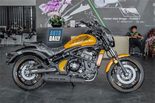 Ngắm Kawasaki Vulcan S Cafe 2019 đầu tiên tại Việt Nam, giá 259 triệu