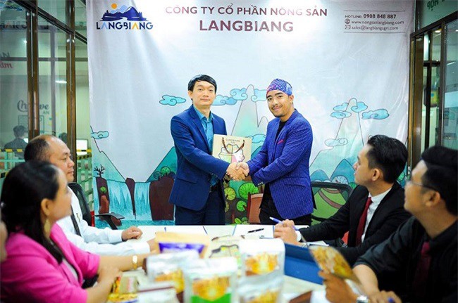 Tin vui đầu năm với đạo diễn triệu view nặng lòng với Tây Nguyên