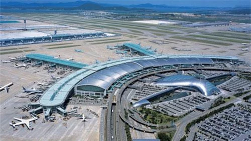 2. Sân bay quốc tế Incheon (Hàn Quốc).