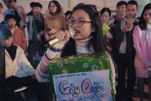 Sau cát-xê đạt mức 6.000 USD, Phương Mỹ Chi tuổi 16 thay đổi bất ngờ