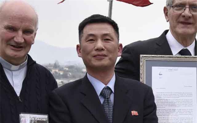 Nhà ngoại giao Triều Tiên ở Ý bất ngờ dẫn vợ con bỏ trốn