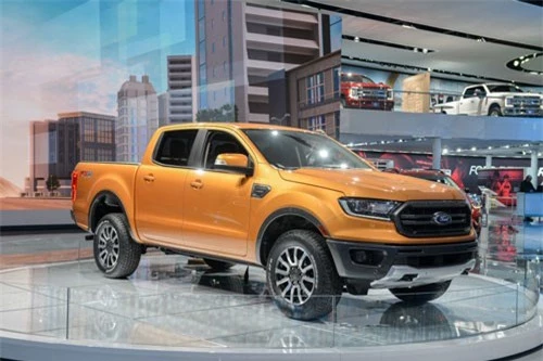 7. Ford Ranger (doanh số: 242.254 chiếc).