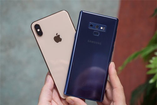 Apple và Samsung thống trị thị trường smartphone cao cấp