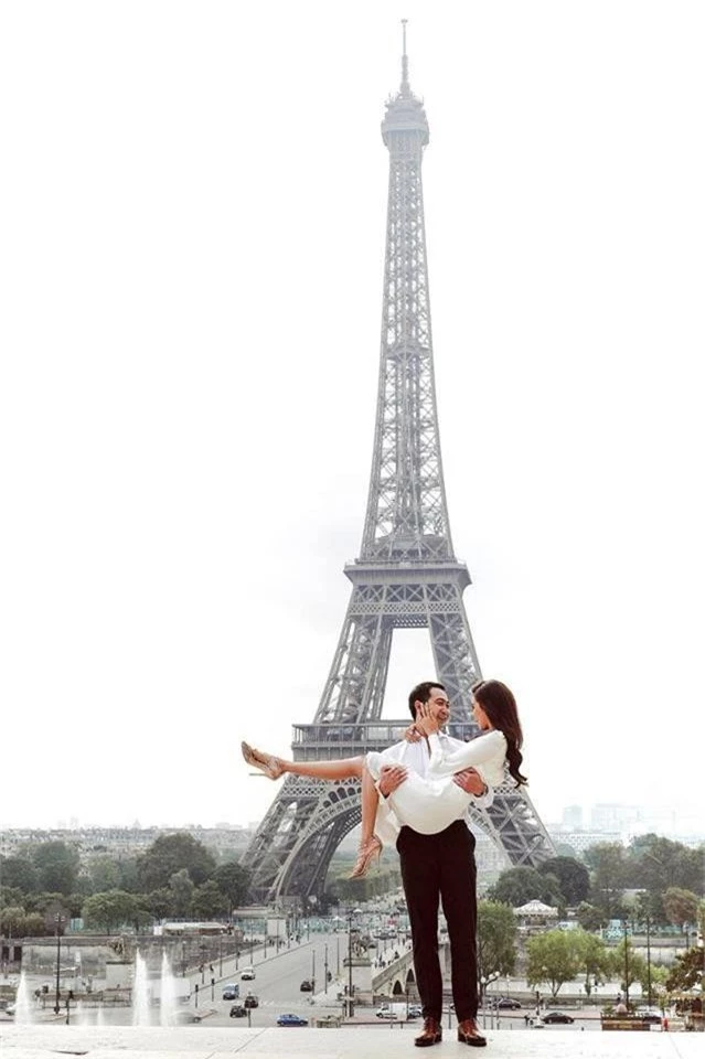 Bộ ảnh cưới ngọt ngào của Lan Khuê và ông xã đại gia tại Paris, Pháp.
