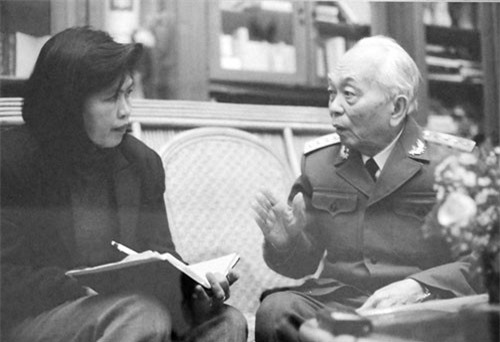 Những bức ảnh đời thường về Đại tướng Võ Nguyên Giáp của 2 nhiếp ảnh kỳ cựu