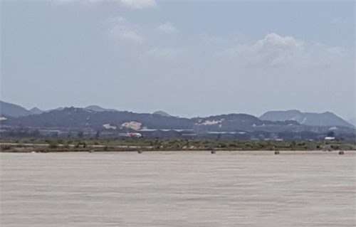 Lâm Đồng: Vợ vừa chết trong tư thế treo cổ, vài ngày sau người dân lại phát hiện thi thể chồng dưới hồ nước