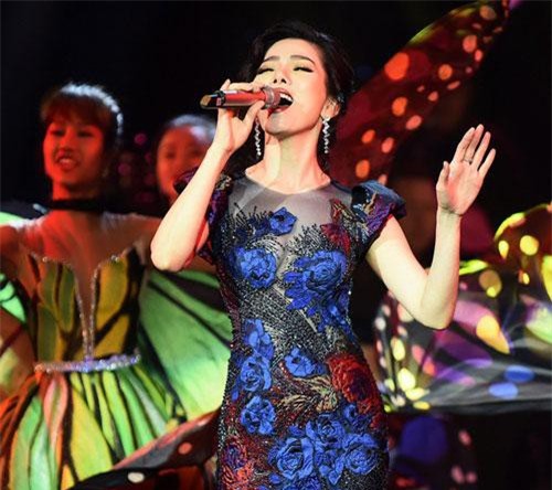 Lệ Quyên “bạo miệng” tuyên bố muốn làm tình nhân của Quang Dũng