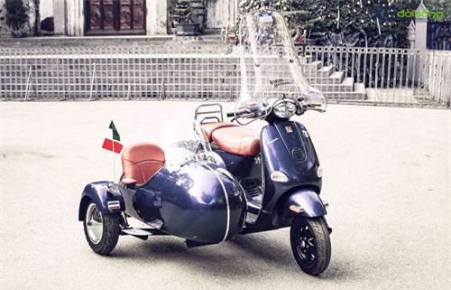 Độc đáo Vespa ET8 độ thuyền 3 bánh tại Hà Nội