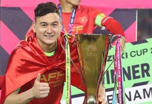 Sau Văn Lâm, tuyển thủ Việt Nam nào sẽ sang Thái Lan thi đấu?