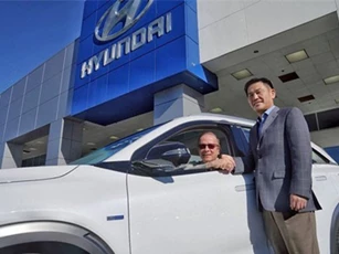 Hyundai Nexo dùng pin nhiên liệu hydro đầu tiên lăn bánh