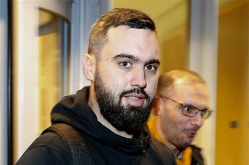 Pháp bắt thủ lĩnh phong trào biểu tình Áo vàng