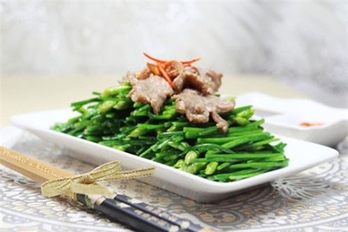 Loại rau rẻ tiền sẵn có giúp 'chuyện ấy' nguội đến cỡ nào cũng 'hừng hực' như thuở đôi mươi