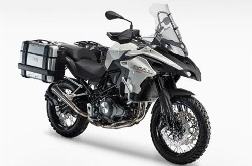 Cận cảnh môtô Benelli TRK 502
