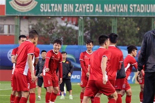 Đội tuyển Việt Nam hứng khởi "luyện công" chờ đấu Iran, Iraq