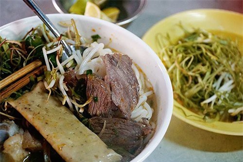 Món ngon "đốn tim" du khách trong chợ người Hoa ở Sài Gòn