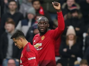 Lukaku ghi bàn trận thứ 3 liên tiếp, M.U dễ dàng vào vòng 4 FA Cup