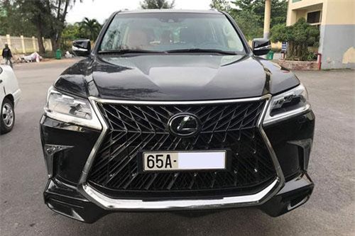 'Soi' Lexus LX570 Super Sport hơn 10 tỷ của đại gia Cần Thơ