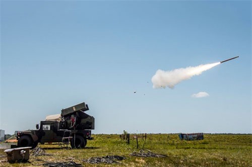 Mục kích lính Mỹ tập trận với tên lửa Stinger trên đất châu Âu