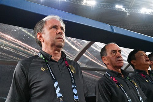 HLV Thái Lan: "Chúng tôi thất bại ở AFF vì thiếu trụ cột"