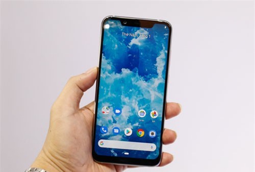 Trên tay Nokia 8.1, giá 7,99 triệu đồng ở Việt Nam