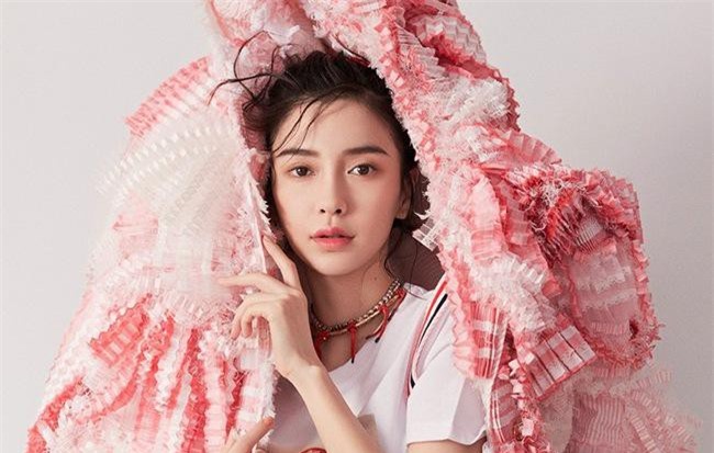 Angelababy tái xuất sau khi chính thức làm rõ tin ly hôn với Huỳnh Hiểu Minh