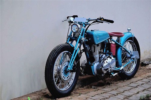"Xế nổ" Royal Enfield Classic độ bobber phong cách hoài cổ