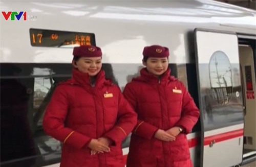 Trung Quốc chính thức đưa vào hoạt động đoàn tàu cao tốc dài nhất