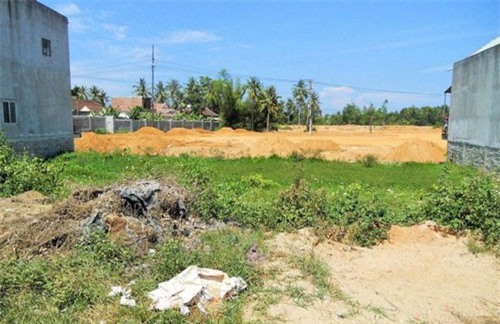 Bình Định: Bắt nữ Chủ tịch Mặt trận tổ quốc thị trấn để điều tra tội tham ô