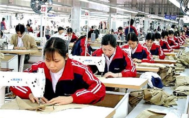 Đừng để "cá mập ăn thịt" kinh tế tư nhân