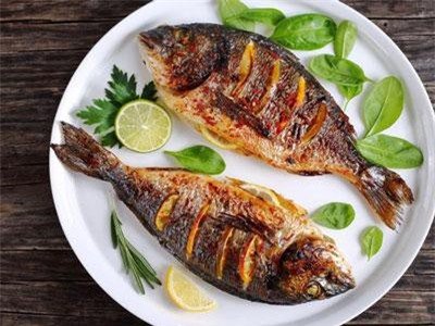 Bé trai 11 tuổi qua đời đột ngột vì dị ứng mùi cá rán