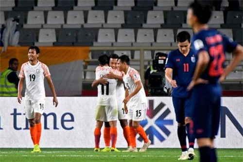 Báo Thái Lan thất vọng não nề sau thảm bại trước Ấn Độ