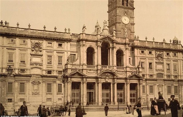  Vương cung Thánh đường Santa Maria Maggiore ở Rome, Ý. 