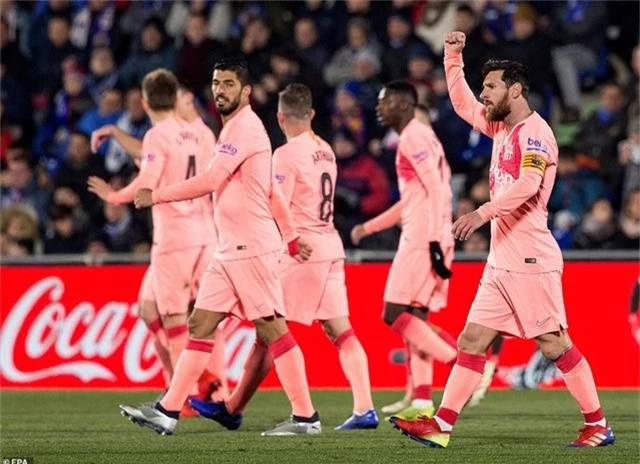  Messi ăn mừng bàn thắng mở tỷ số vào lưới Getafe 