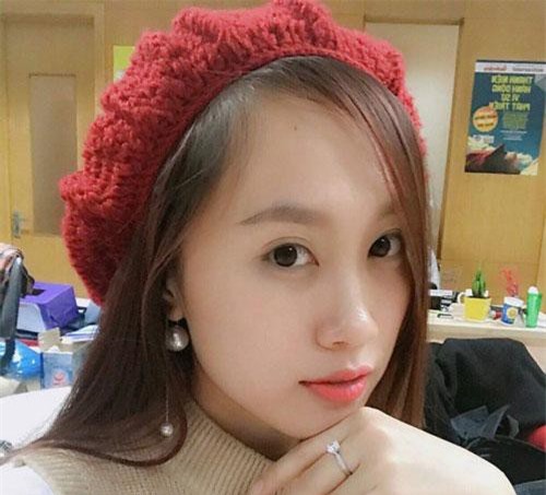 Lộ diện nhan sắc vợ sắp cưới của NSND Trung Hiếu