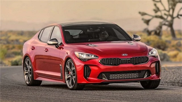 Kia Stinger.