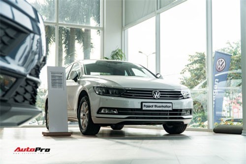 Chờ Touareg, VW Việt Nam dồn sức cho Tiguan Allspace và Passat
