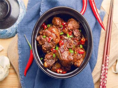 Mùa đông ăn vịt kho gừng đảm bảo bữa tối hết bay trong nháy mắt