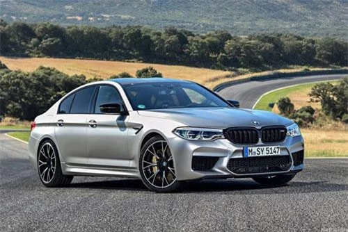 7. BMW M5.