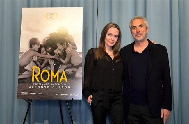 Không phải David Beckham, Angelina Jolie đang có một mối tình lãng mạn với người đàn ông nổi tiếng này?