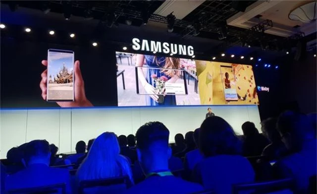Samsung trình diễn TV 8K lớn nhất 98 inch đầu tiên trên thế giới - Ảnh 2.