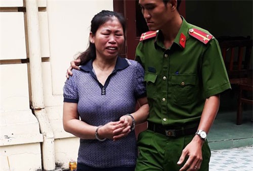 Chị dâu bỏ thuốc chuột vào nồi cơm sát hại gia đình em chồng