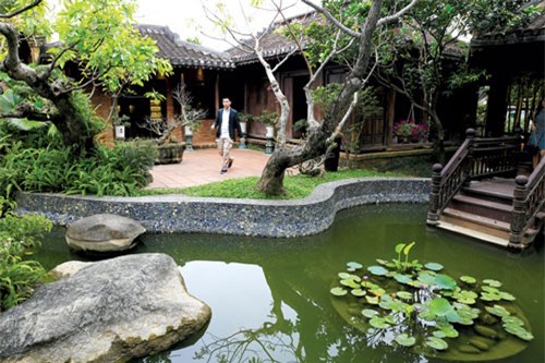 Th&#xFA; ch&#x1A1;i nh&#xE0; c&#x1ED5; c&#x1EE7;a &#x111;&#x1EA1;i gia Vi&#x1EC7;t