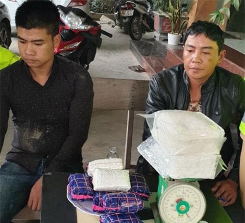 Thanh Hóa: Bắt đối tượng vận chuyển hơn 17.000 viên ma túy tổng hợp