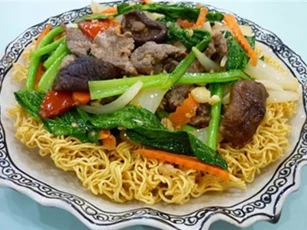 CLIP: 4 kiểu mì xào ngon giòn lạ miệng